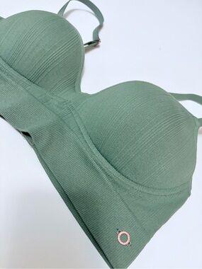 34B Danskin soft cup push up - nwot